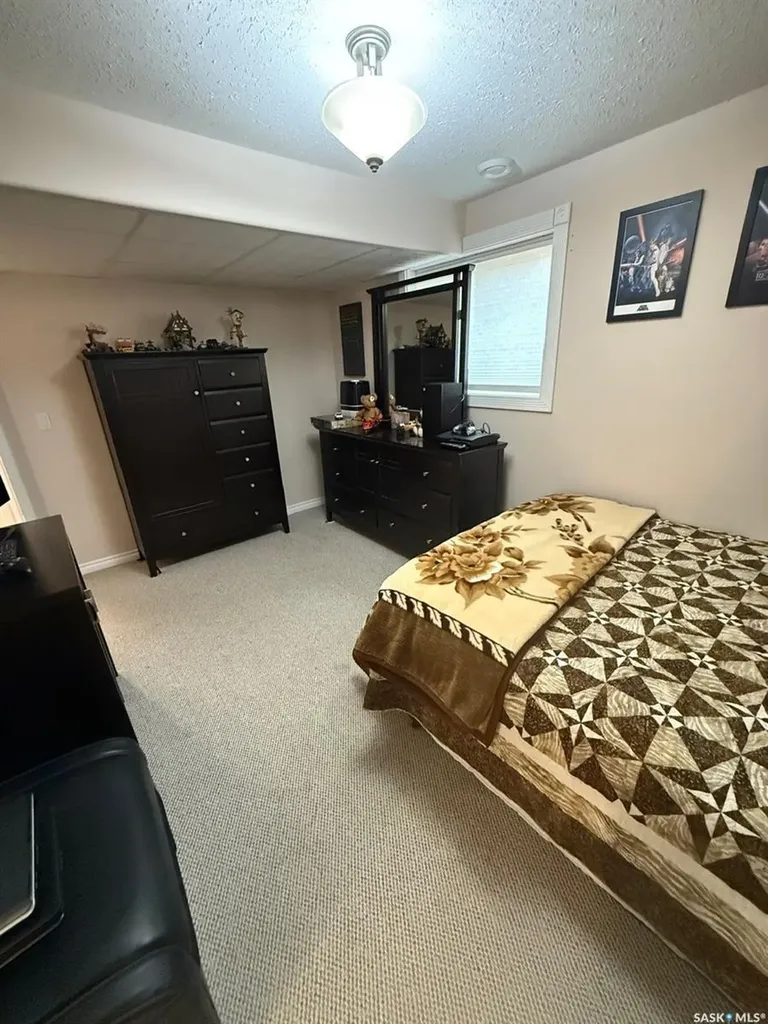 121 18th Street W Battleford SK S0M 0E0