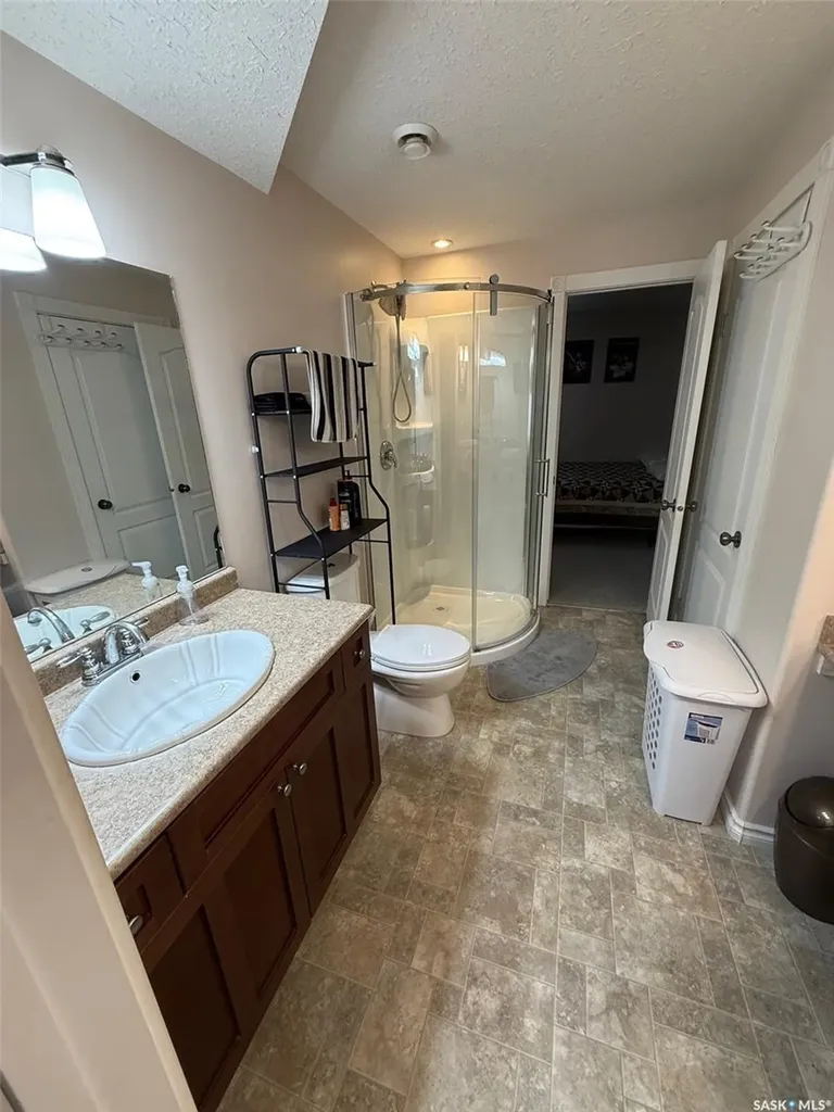 121 18th Street W Battleford SK S0M 0E0