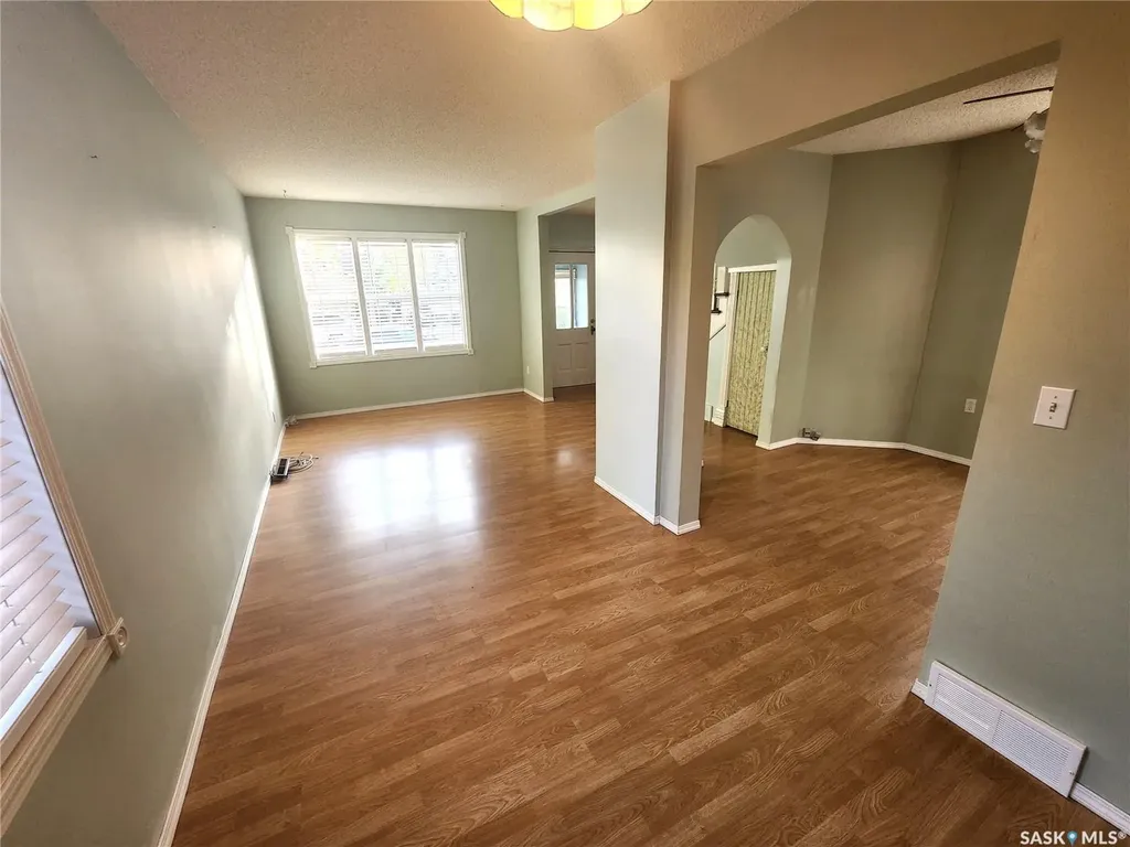 1233 2nd Street Estevan SK S4A 0M1