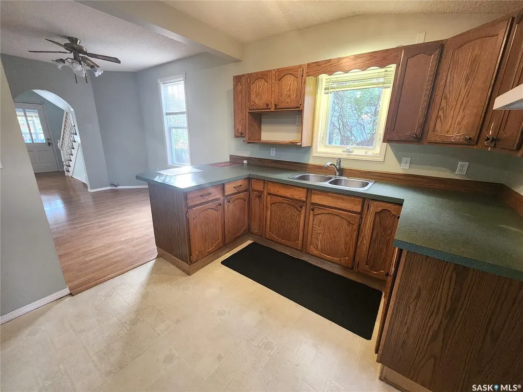 1233 2nd Street Estevan SK S4A 0M1