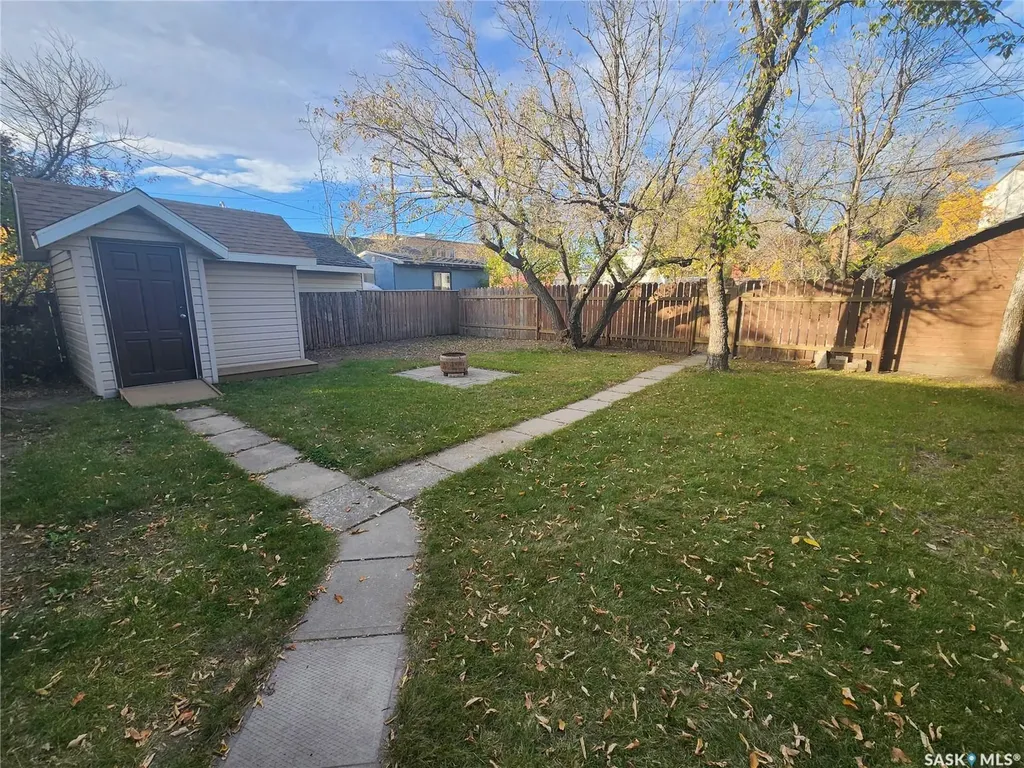 1233 2nd Street Estevan SK S4A 0M1