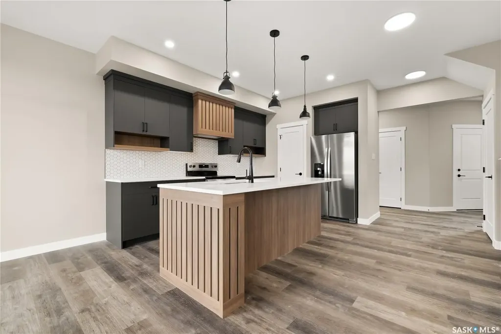 259 Fortosky Crescent Saskatoon SK S7M 5X5