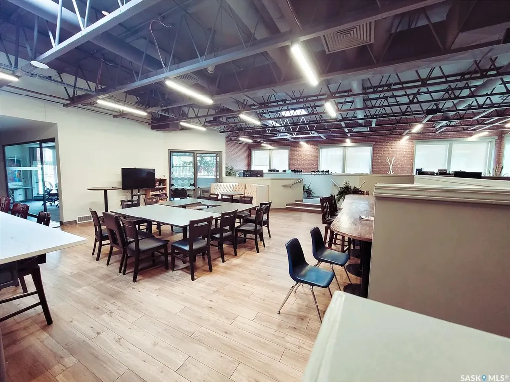301 Ontario Avenue Saskatoon SK S7K 1S3