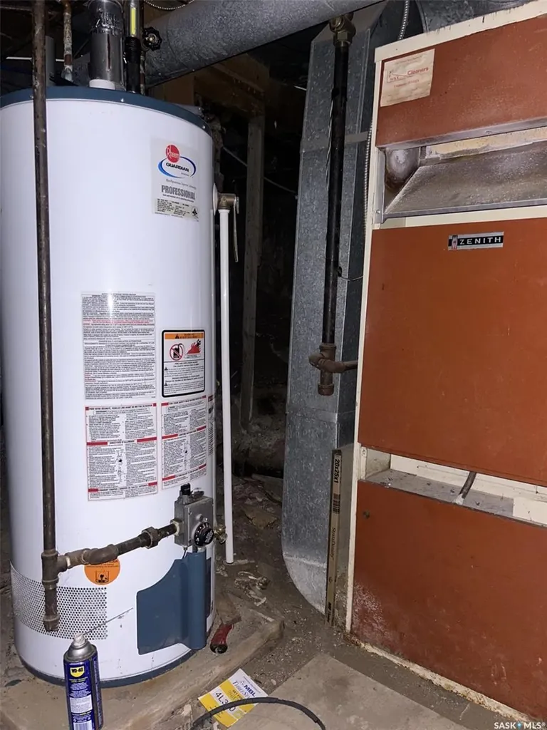 307 6th Avenue E Biggar SK S0K 0M0