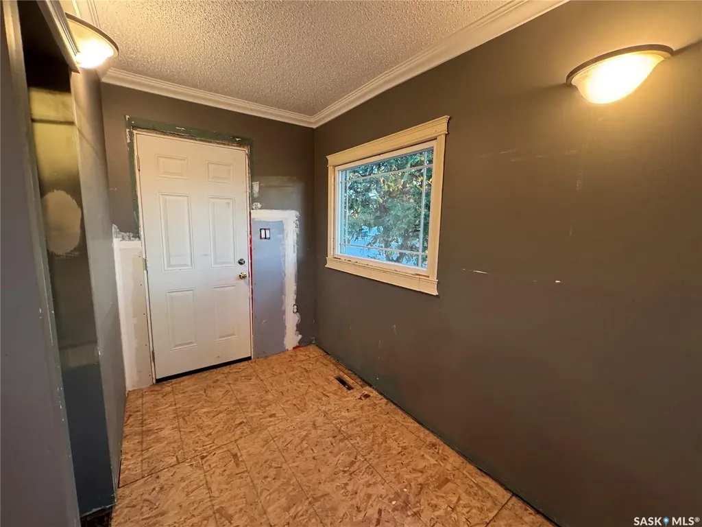 319 3rd Avenue W Biggar SK S0K 0M0