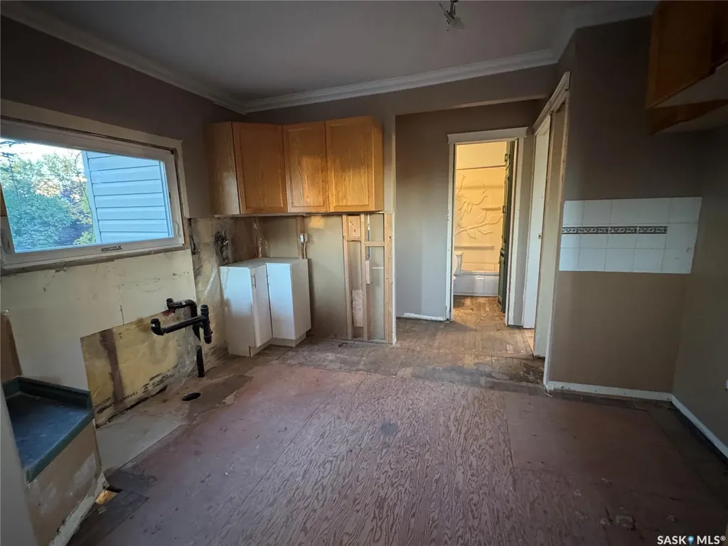 319 3rd Avenue W Biggar SK S0K 0M0