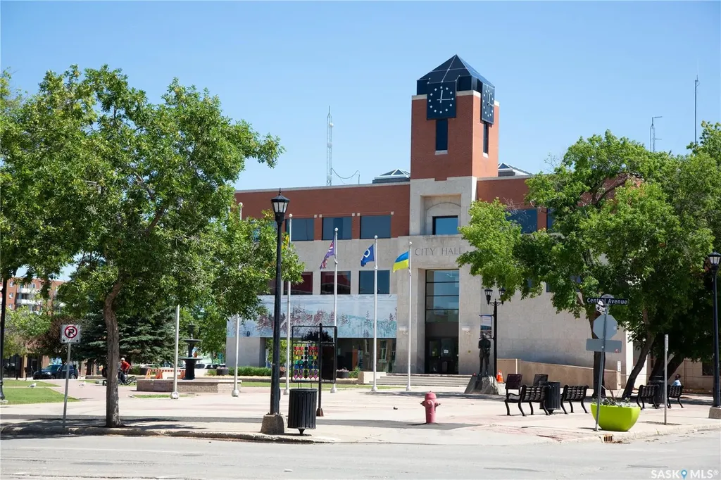 1102 1st Avenue W Prince Albert SK S6V 4Y6