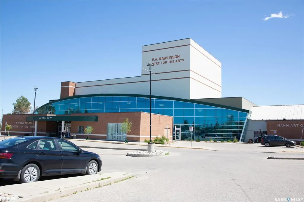 1102 1st Avenue W Prince Albert SK S6V 4Y6