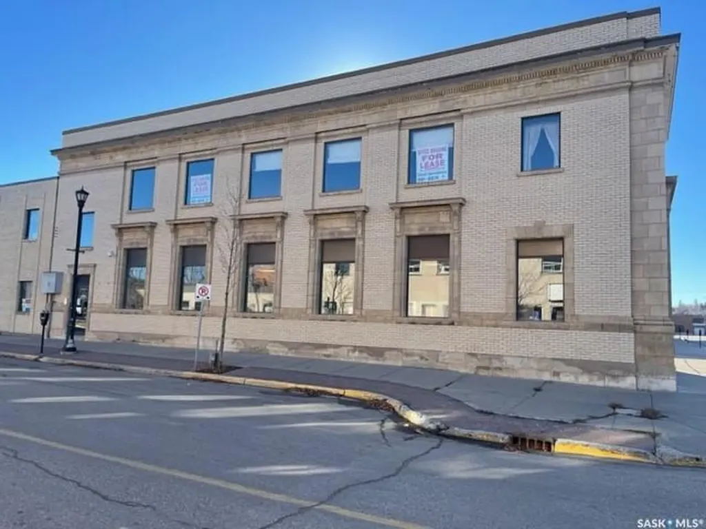 1102 1st Avenue W Prince Albert SK S6V 4Y6