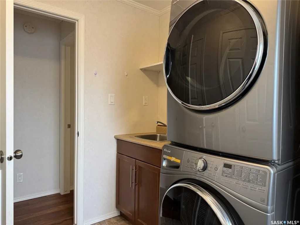 226 Hopp Street Jansen SK S0K 2B0