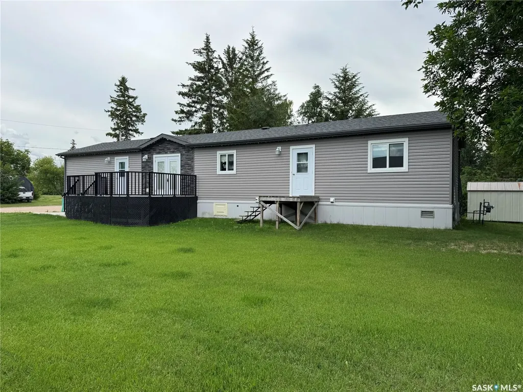 226 Hopp Street Jansen SK S0K 2B0