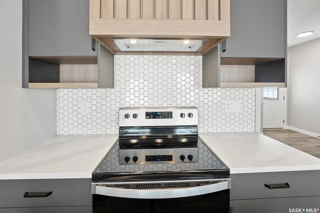 214 Fortosky Crescent Saskatoon SK S7M 5X3