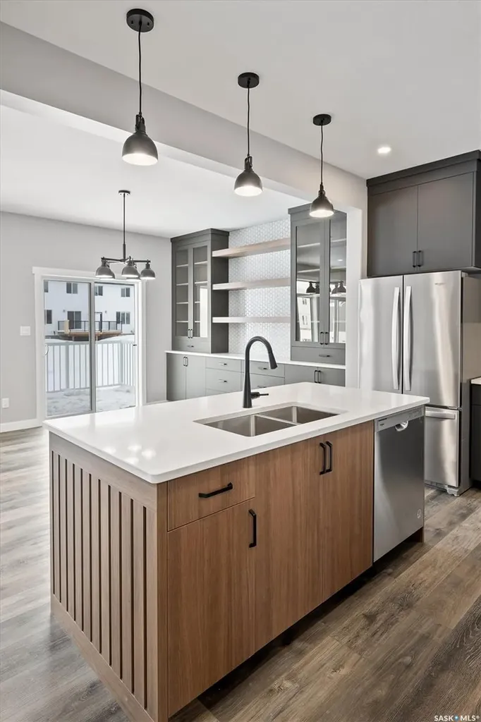 214 Fortosky Crescent Saskatoon SK S7M 5X3