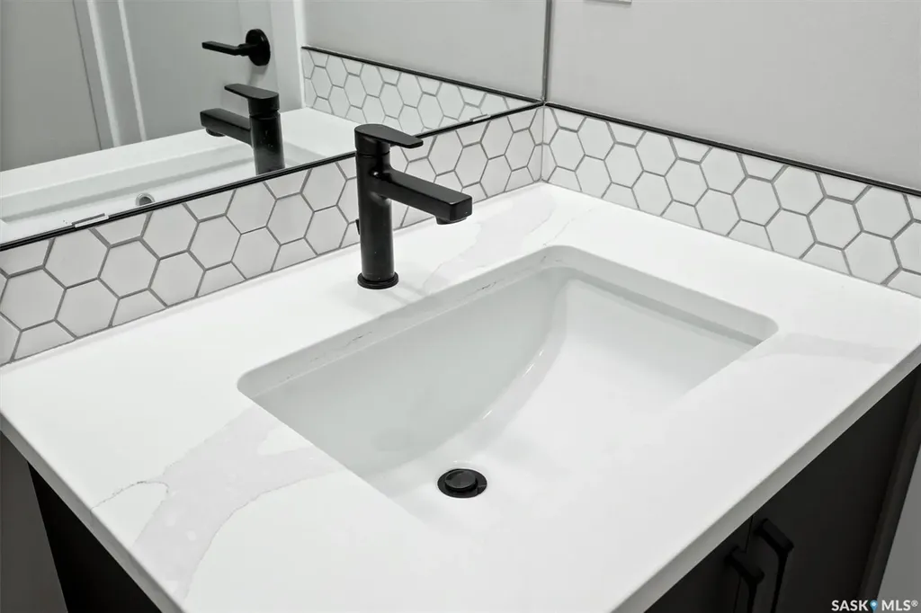 214 Fortosky Crescent Saskatoon SK S7M 5X3