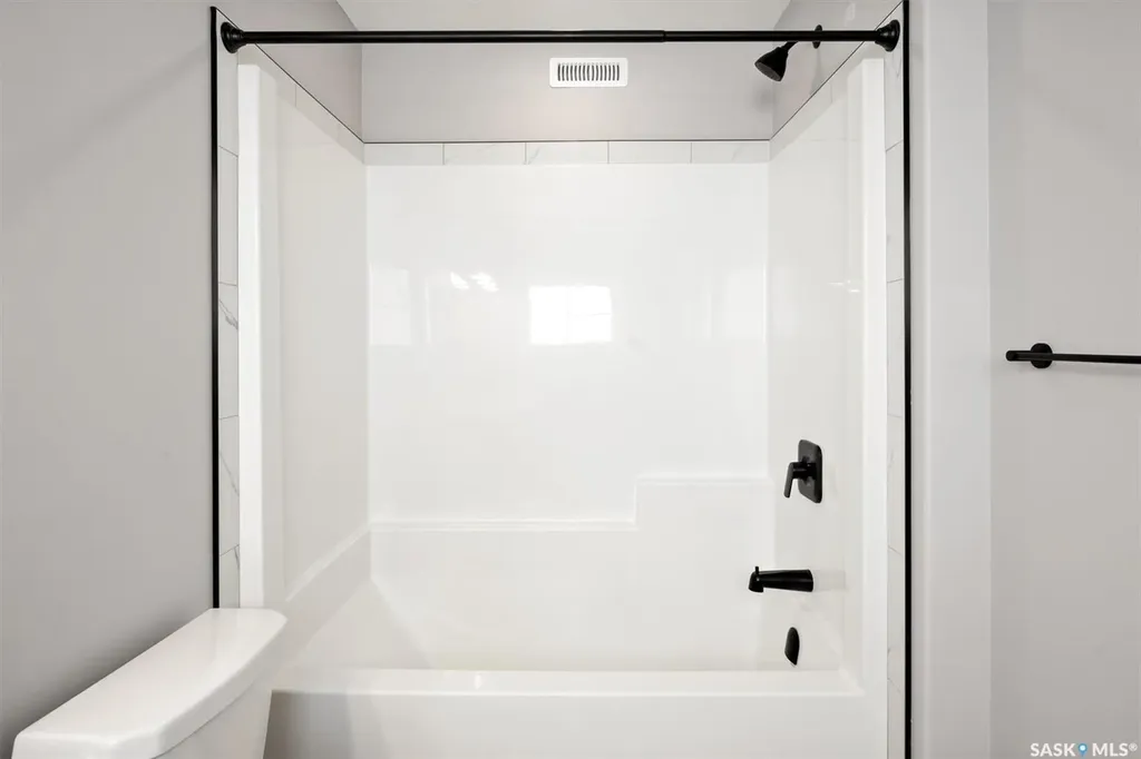 214 Fortosky Crescent Saskatoon SK S7M 5X3