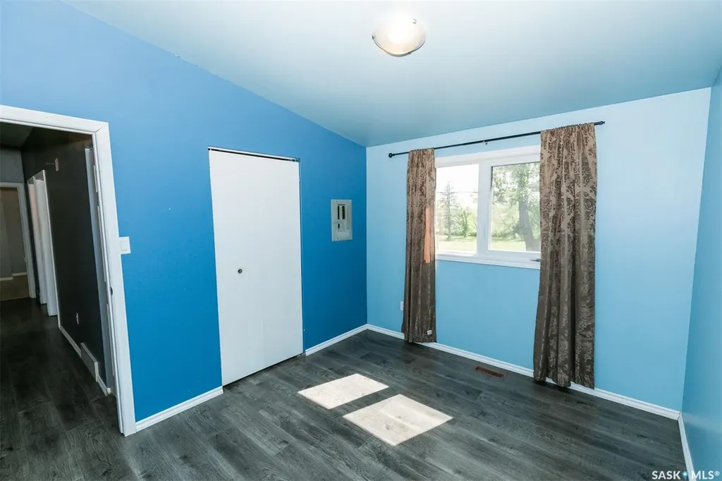 313 Yukon Avenue Kerrobert SK S0L 1R0