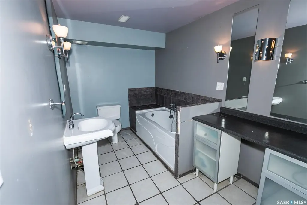 313 Yukon Avenue Kerrobert SK S0L 1R0