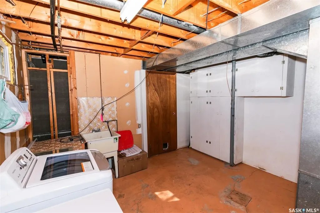 313 Yukon Avenue Kerrobert SK S0L 1R0