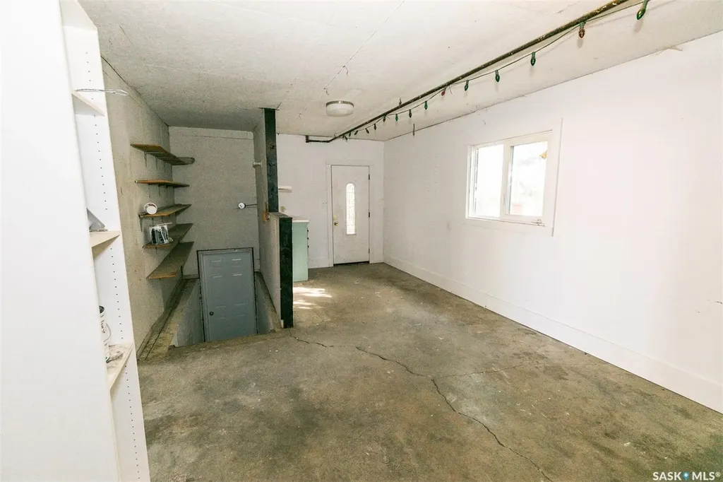 313 Yukon Avenue Kerrobert SK S0L 1R0