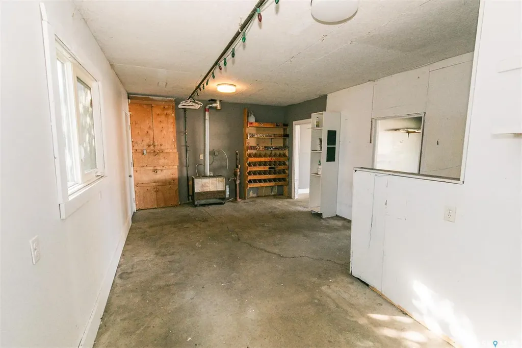 313 Yukon Avenue Kerrobert SK S0L 1R0