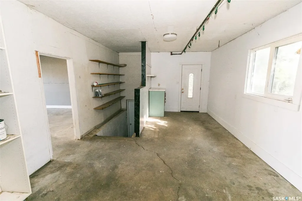 313 Yukon Avenue Kerrobert SK S0L 1R0