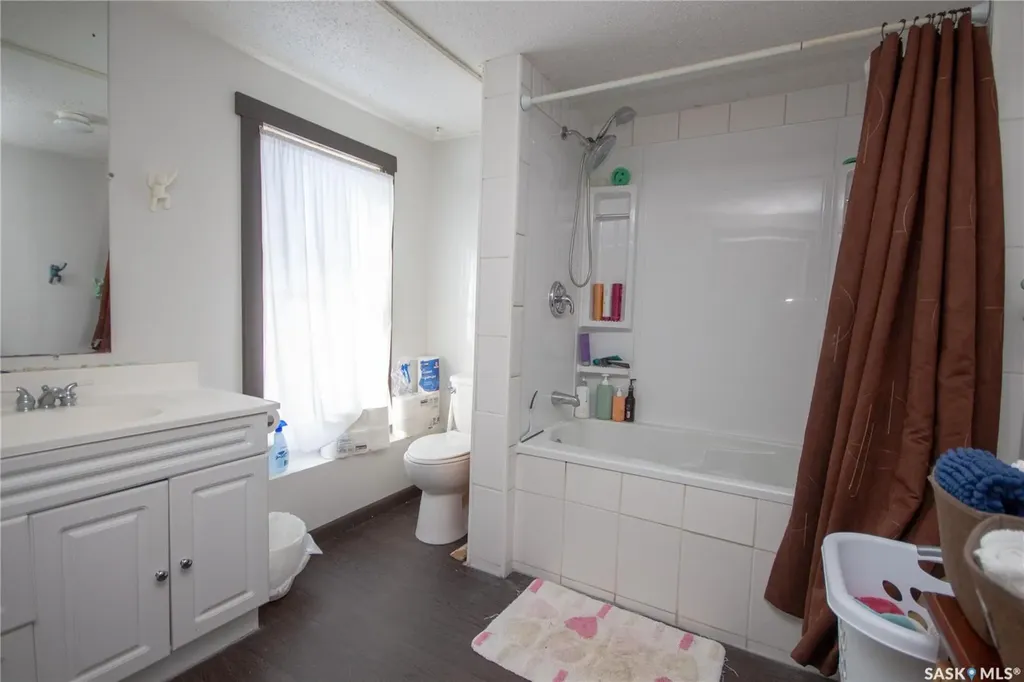 312 32nd Street Battleford SK S0M 0E0