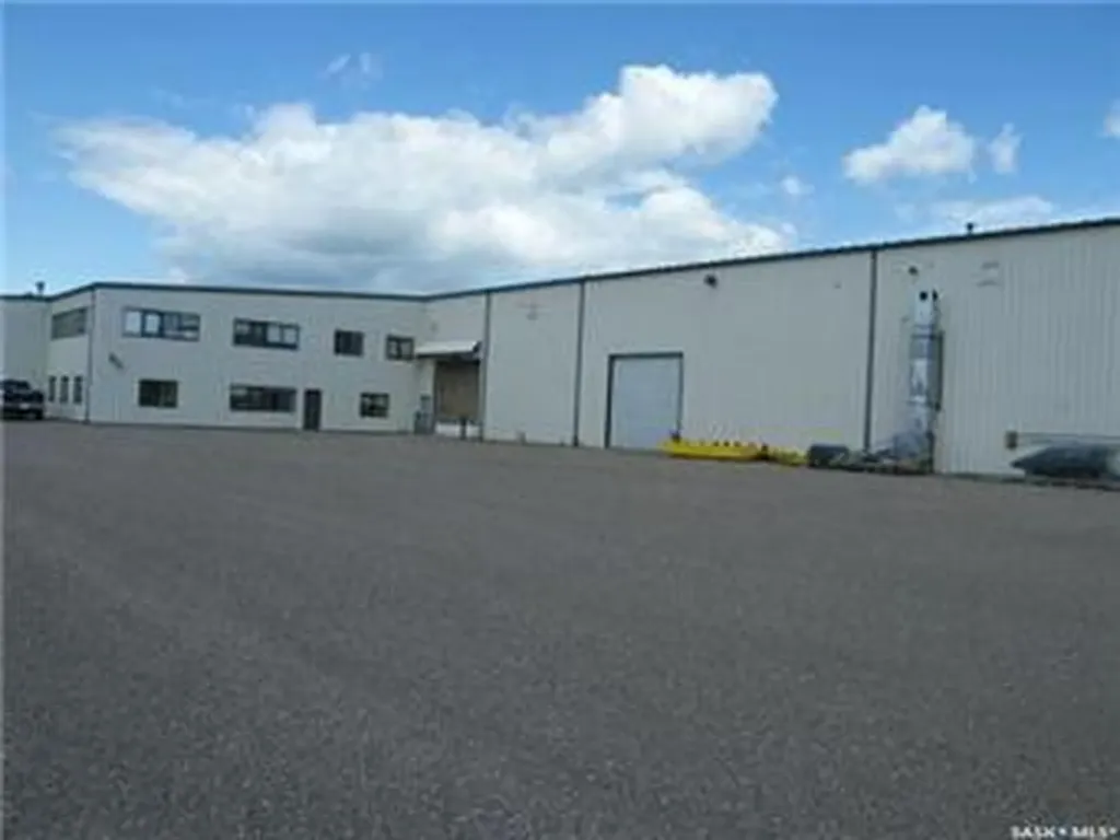 100 Canola Avenue North Battleford SK S9A 3Z7
