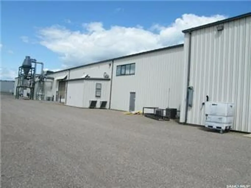 100 Canola Avenue North Battleford SK S9A 3Z7