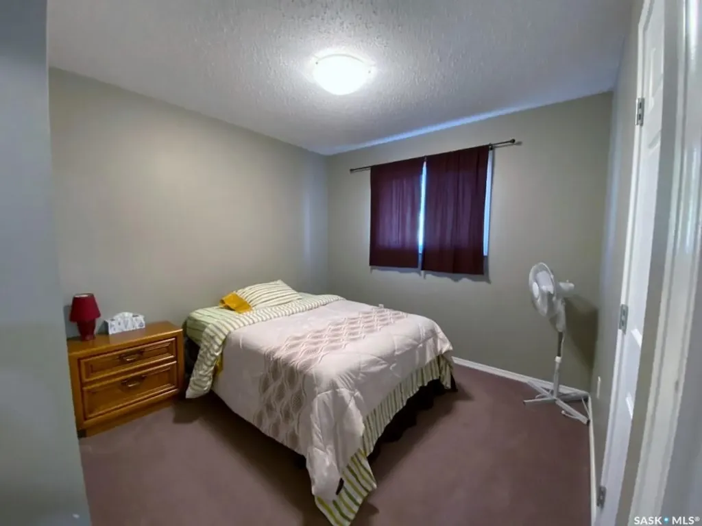 320 4th Avenue Dodsland SK S0L 0V0