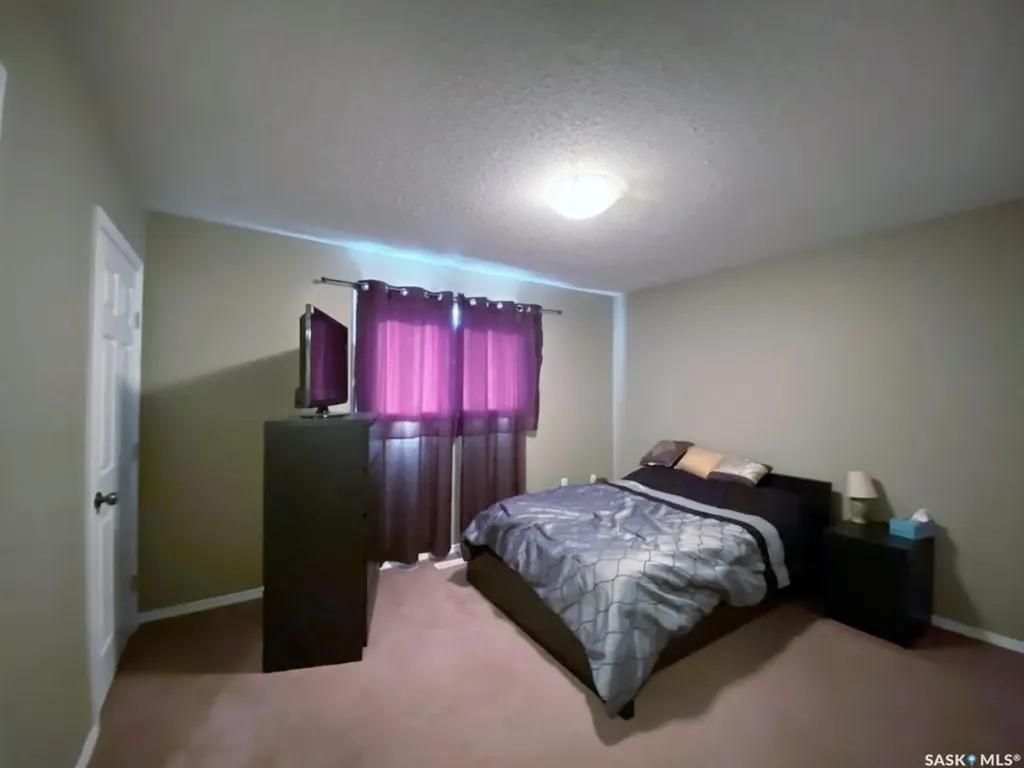 320 4th Avenue Dodsland SK S0L 0V0