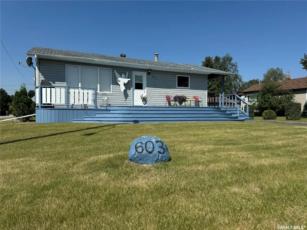 603 2nd Street NE Preeceville SK S0A 3B0