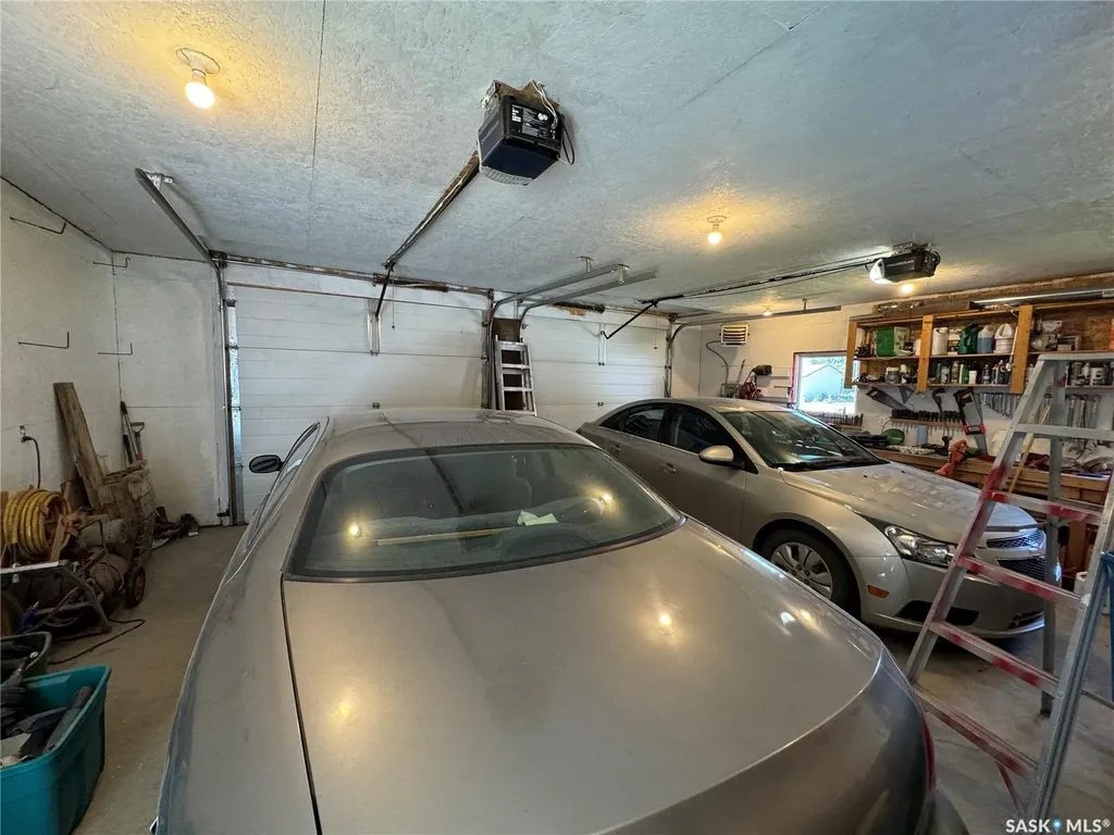 603 2nd Street NE Preeceville SK S0A 3B0