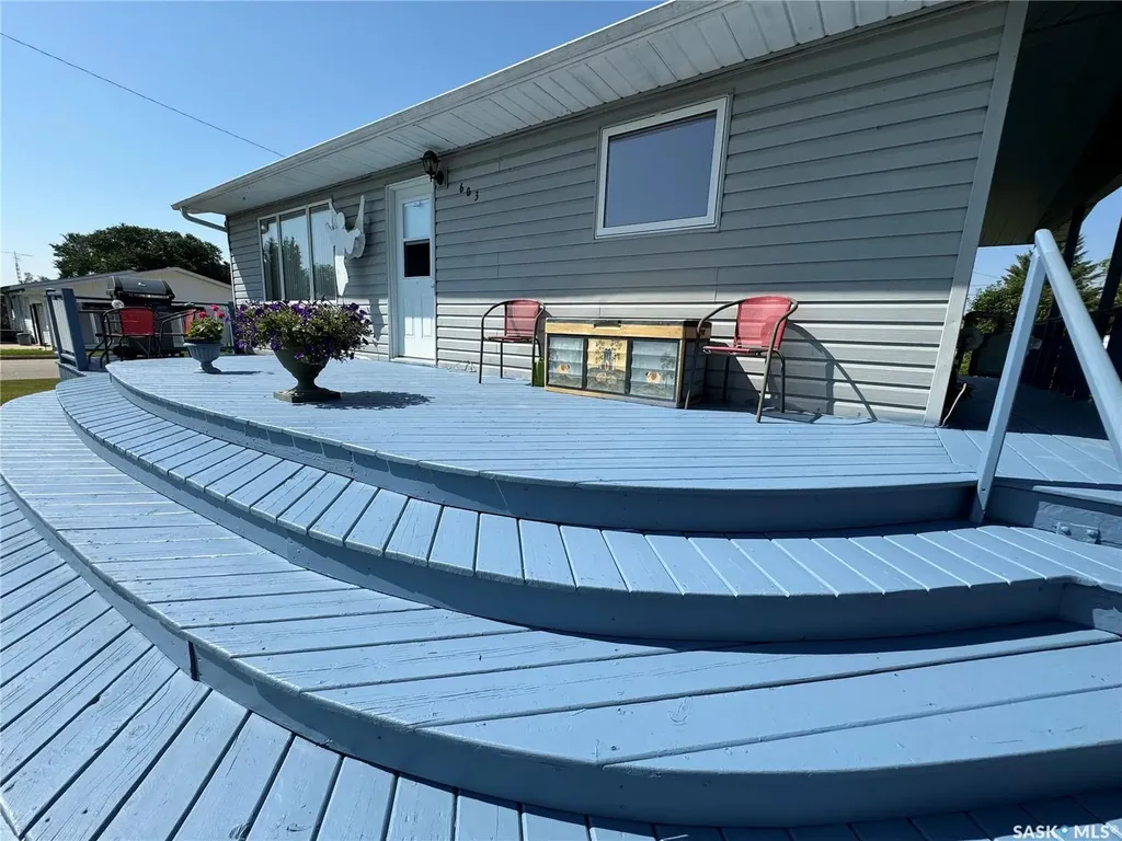 603 2nd Street NE Preeceville SK S0A 3B0