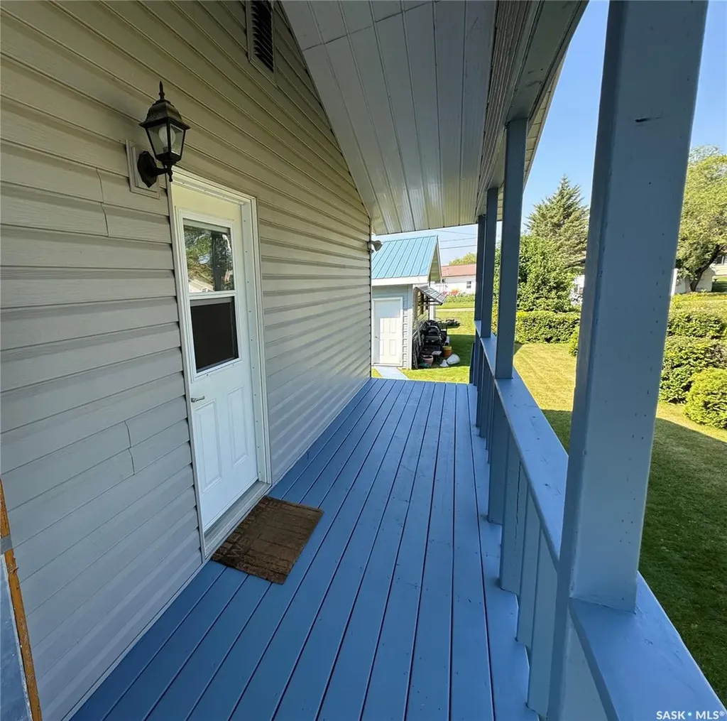 603 2nd Street NE Preeceville SK S0A 3B0