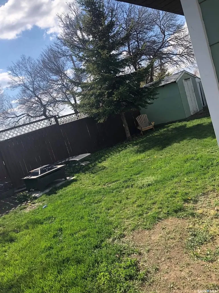 310 Dominion Road Assiniboia SK S0H 0B0