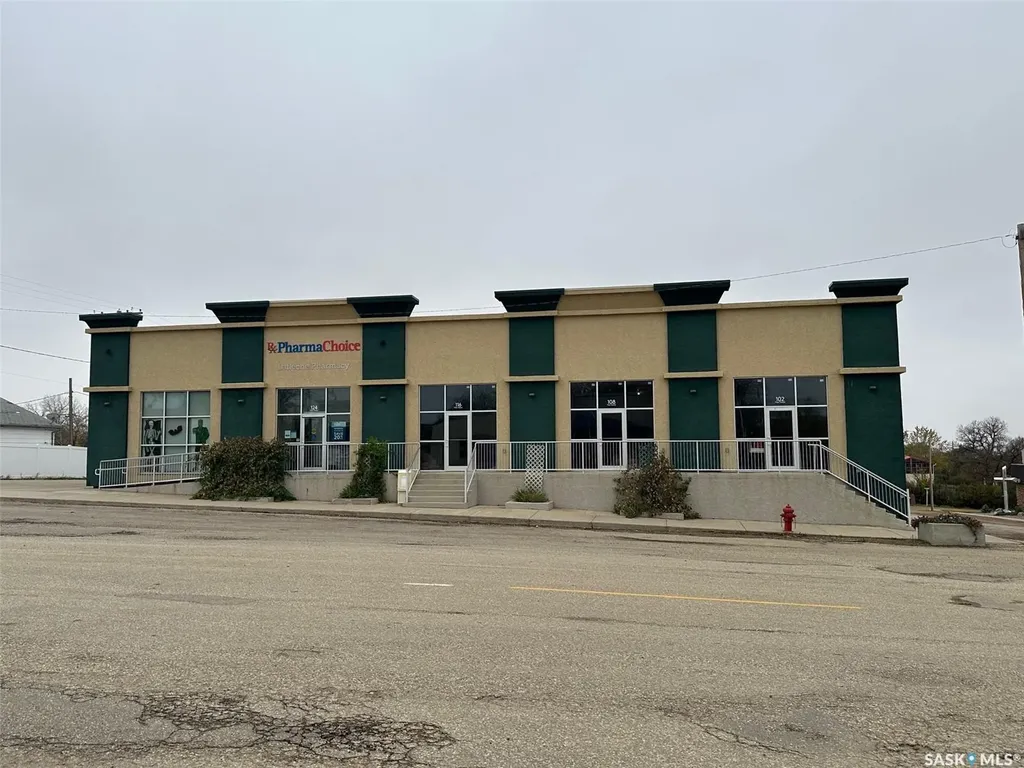 102-124 Main Street Lafleche SK S0H 2K0