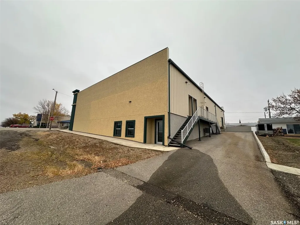 102-124 Main Street Lafleche SK S0H 2K0