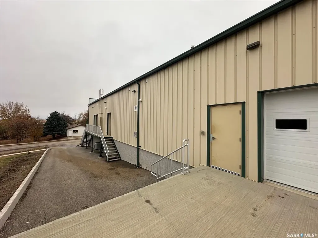 102-124 Main Street Lafleche SK S0H 2K0