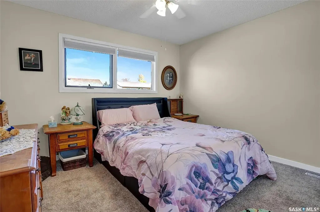 704 Leeville Drive Assiniboia SK S0H 0B0