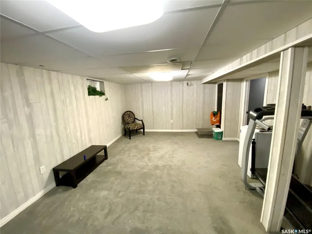 204 4th Street E Carnduff SK S0C 0S0