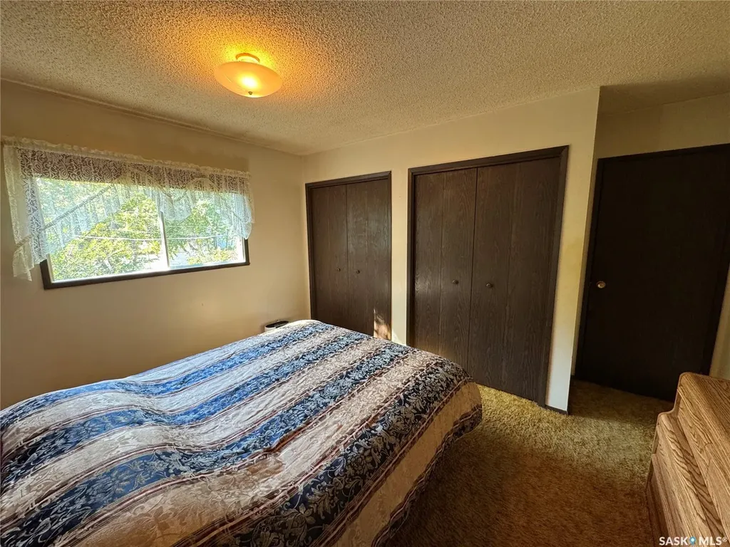 202 4th Avenue Landis SK S0K 2K0