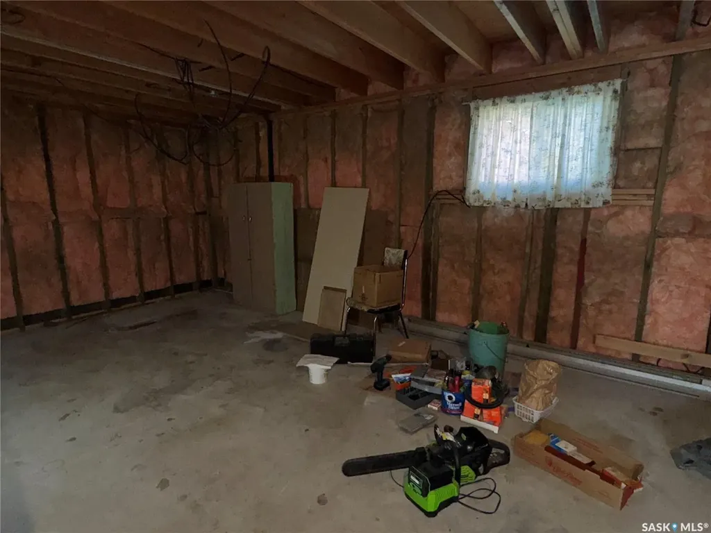 202 4th Avenue Landis SK S0K 2K0