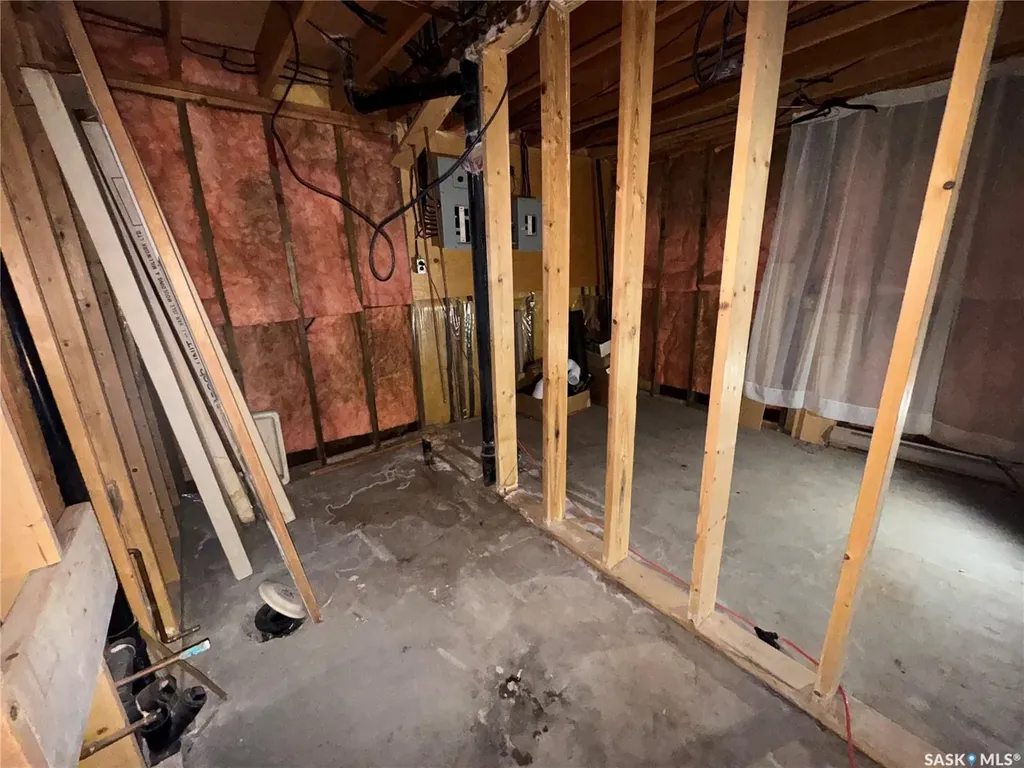 202 4th Avenue Landis SK S0K 2K0