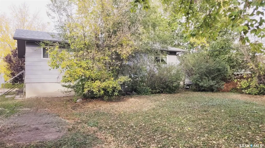 202 4th Avenue Landis SK S0K 2K0