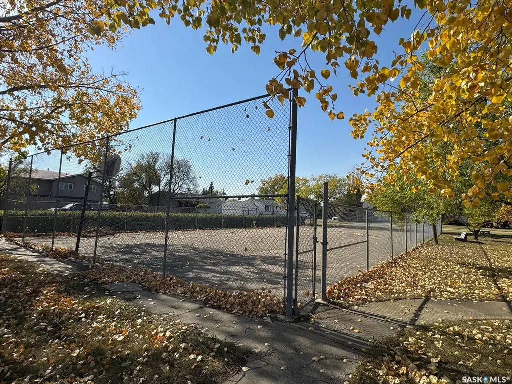 202 4th Avenue Landis SK S0K 2K0
