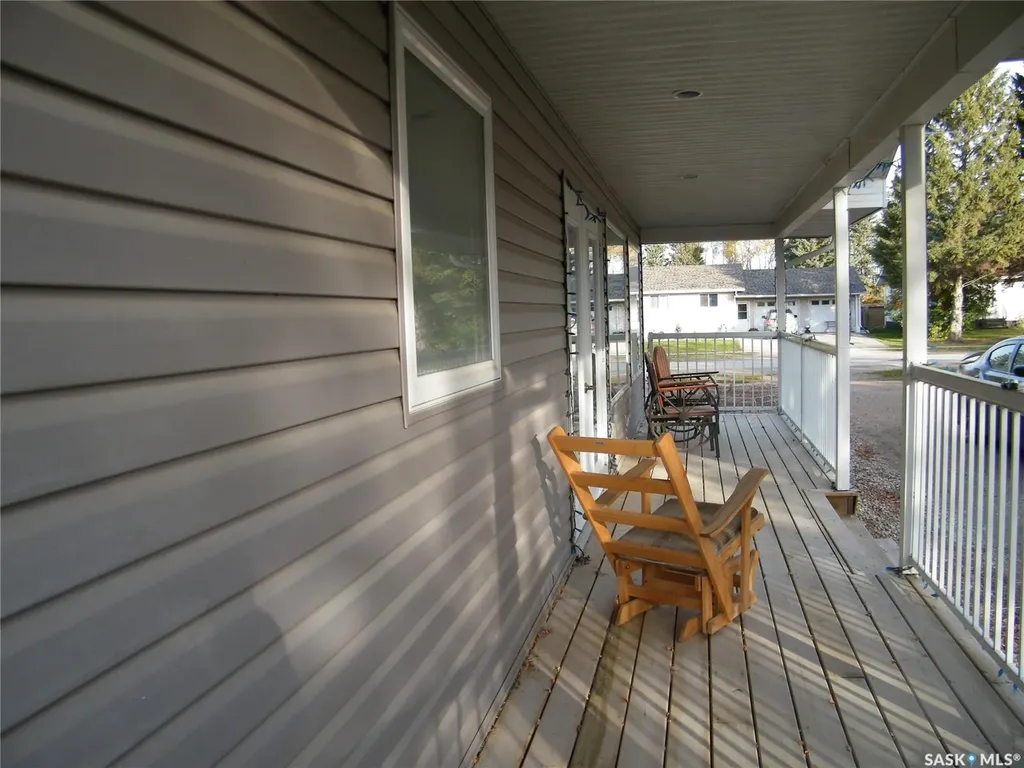 431 Centre Street Middle Lake SK S0K 2X0