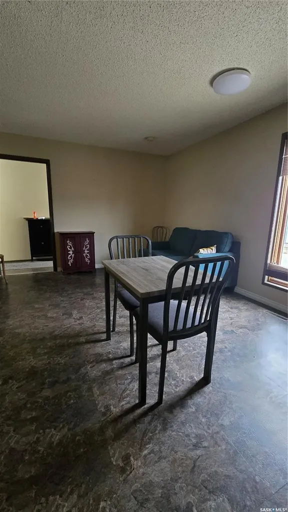 108 1st Street W Carnduff SK S0C 0S0