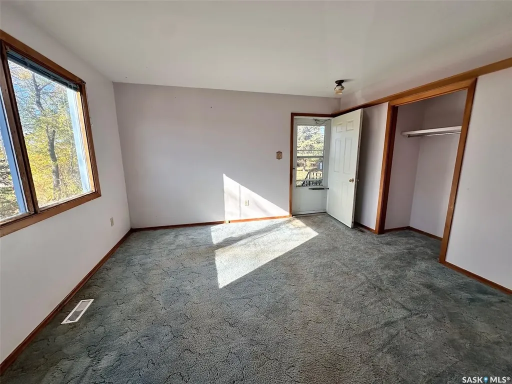 441 4th Street Leoville SK S0J 1N0