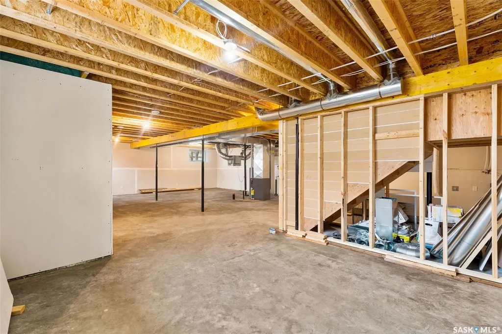 113 1st Street Beatty SK S0J 0C0