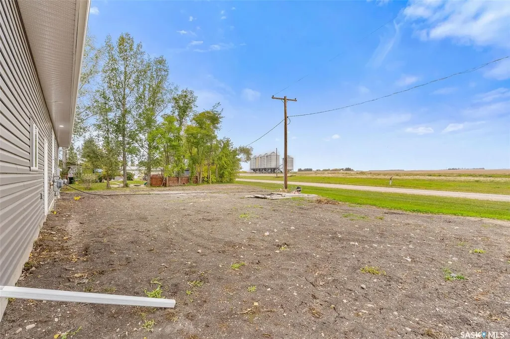 113 1st Street Beatty SK S0J 0C0